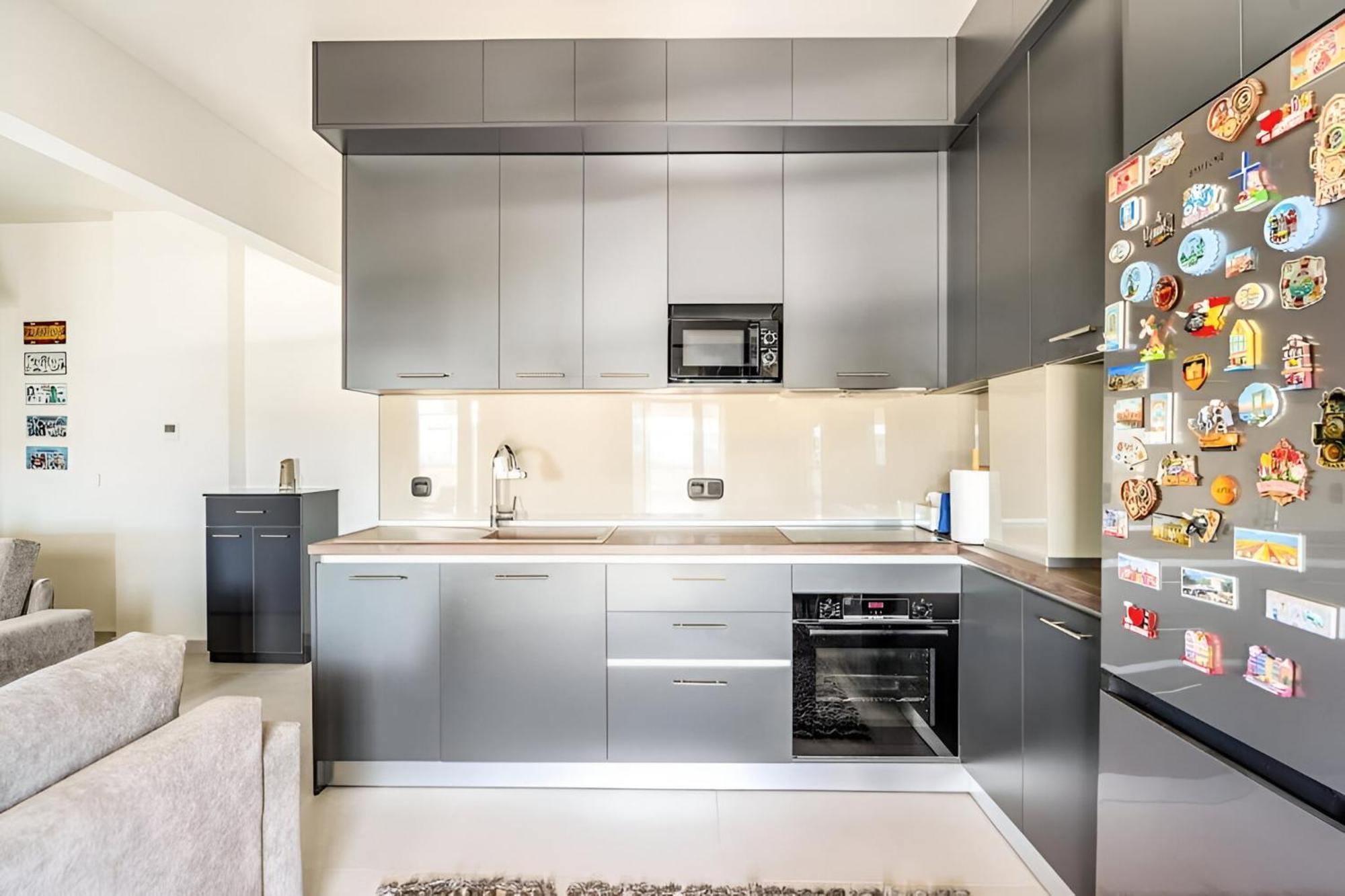 Elegant, Modern & Spacious Apartment In Thessaloniki With Balcony Exteriér fotografie